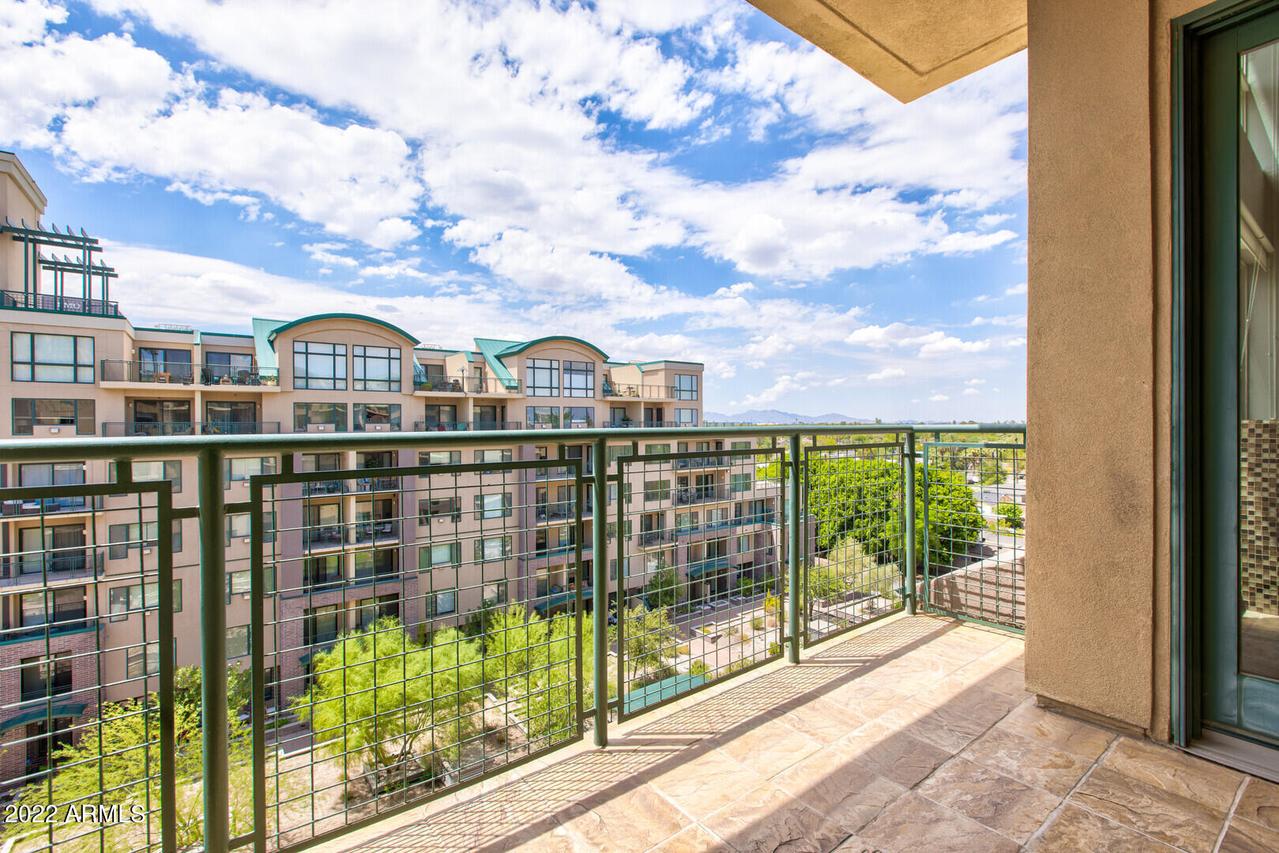 17 W Vernon Ave. #615, Phoenix, AZ 85003