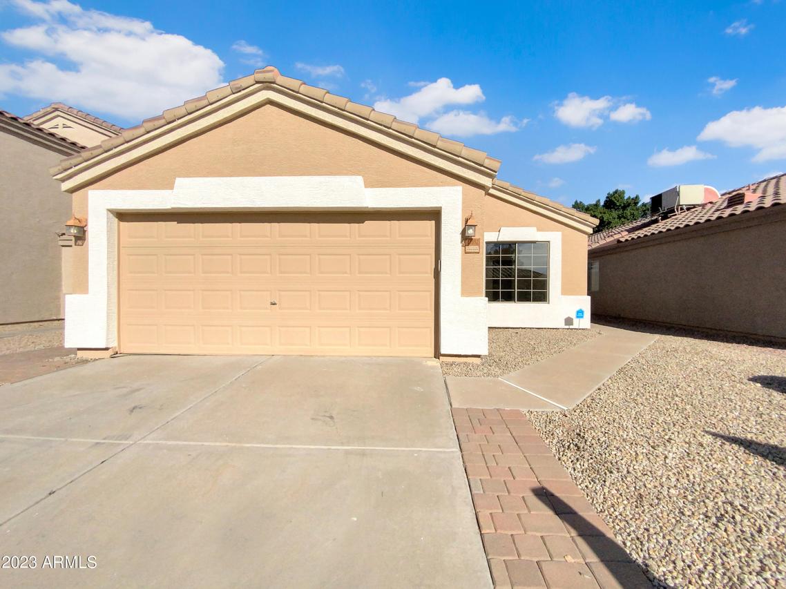 10852 E Wier Ave., Mesa, AZ 85208
