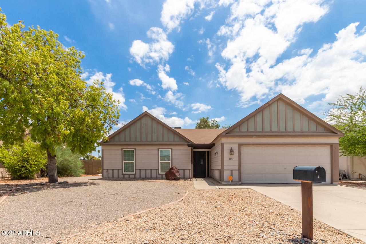 4537 N 106th Ave., Phoenix, AZ 85037