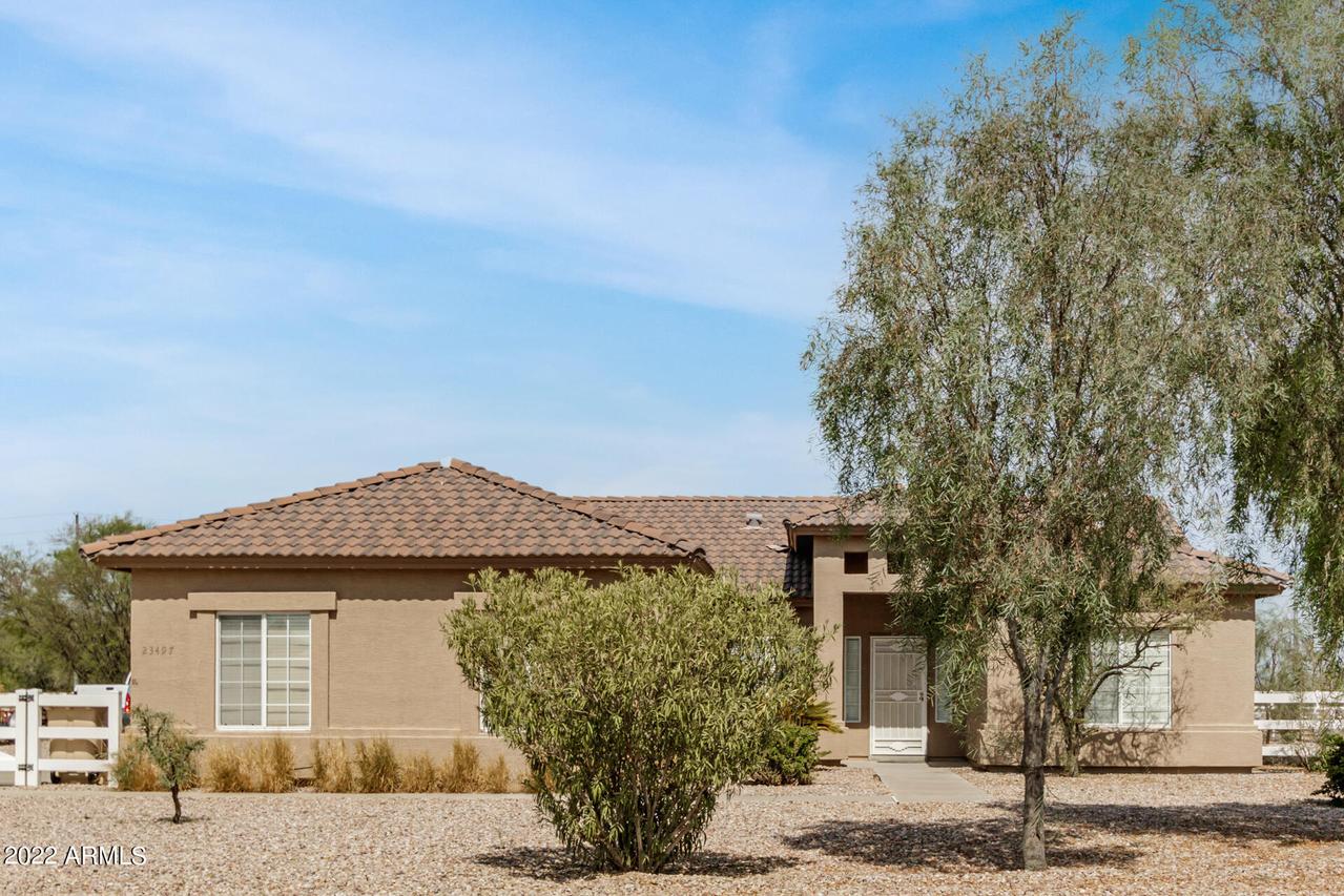 23497 N Mustang Way, Florence, AZ 85232