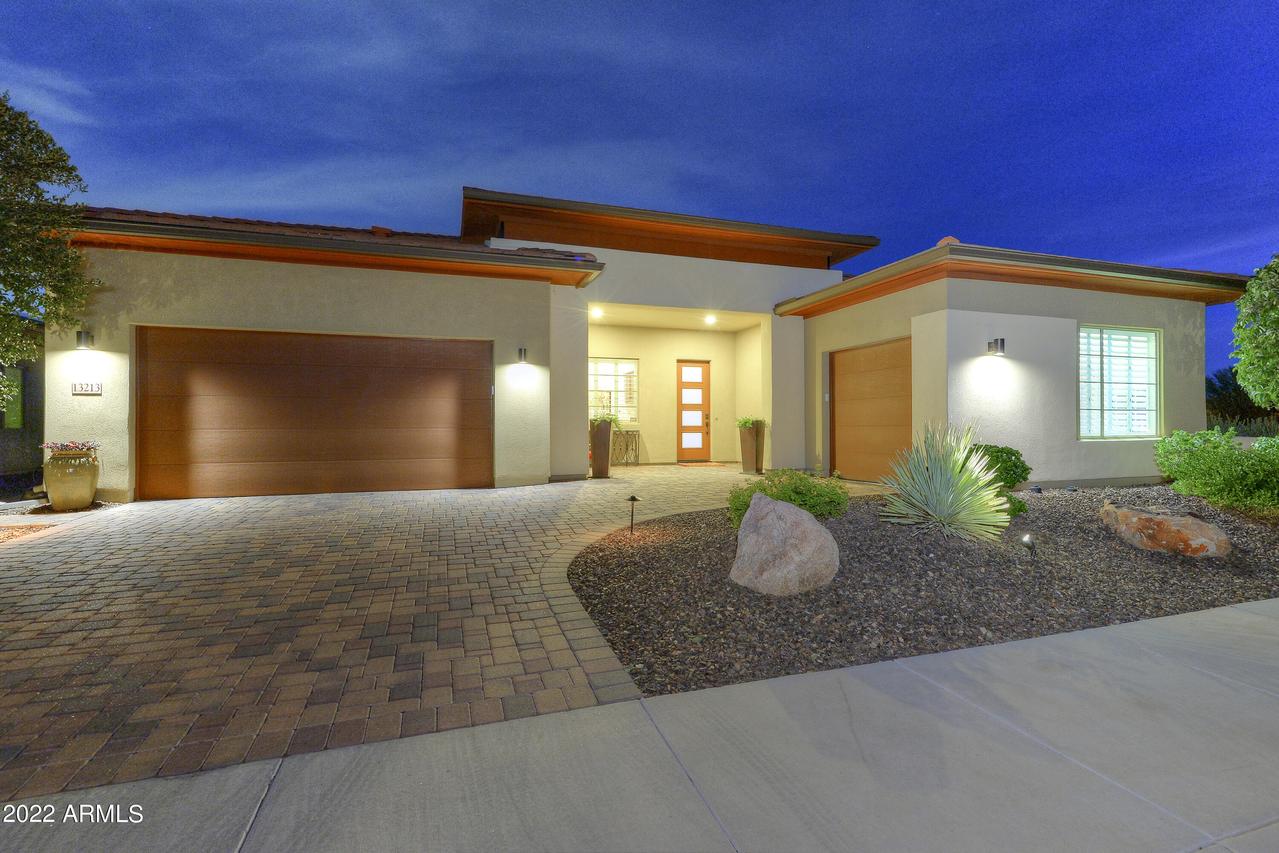 13213 W Baker Dr., Peoria, AZ 85383