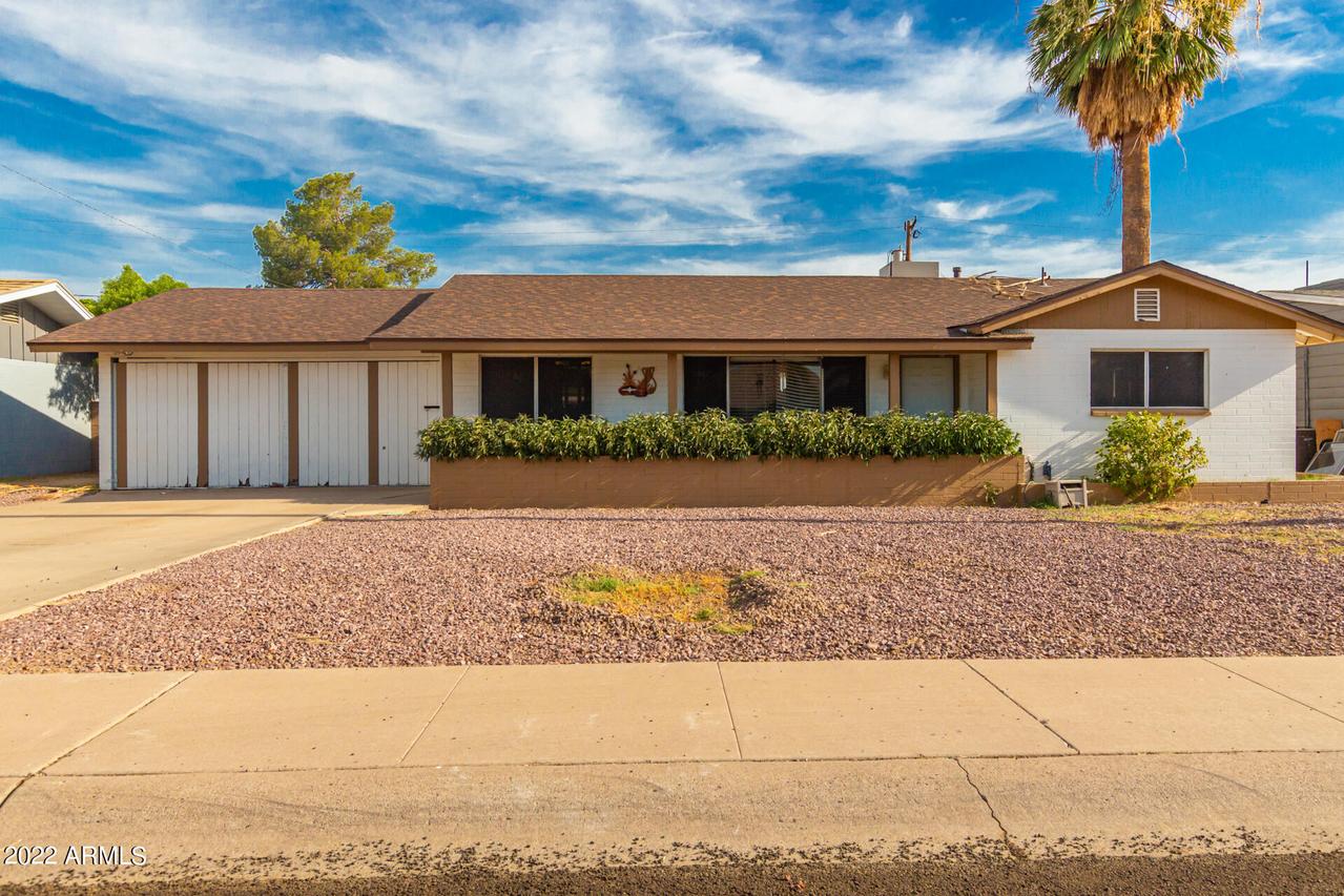 5529 W Belmont Ave., Glendale, AZ 85301