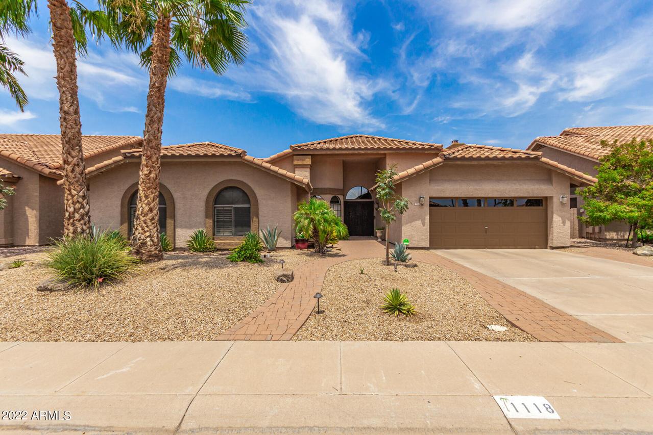 1118 W Peninsula Dr., Gilbert, AZ 85233