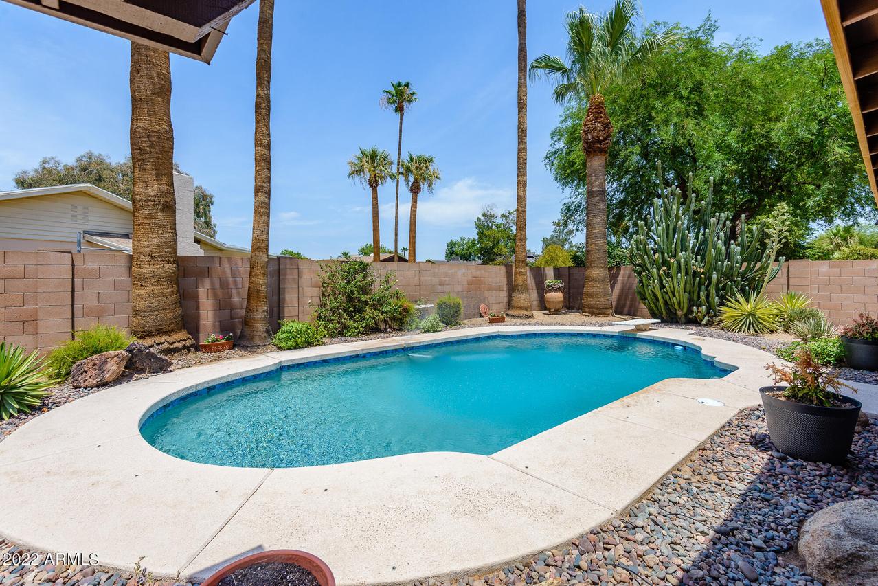 14236 N 50th St., Scottsdale, AZ 85254