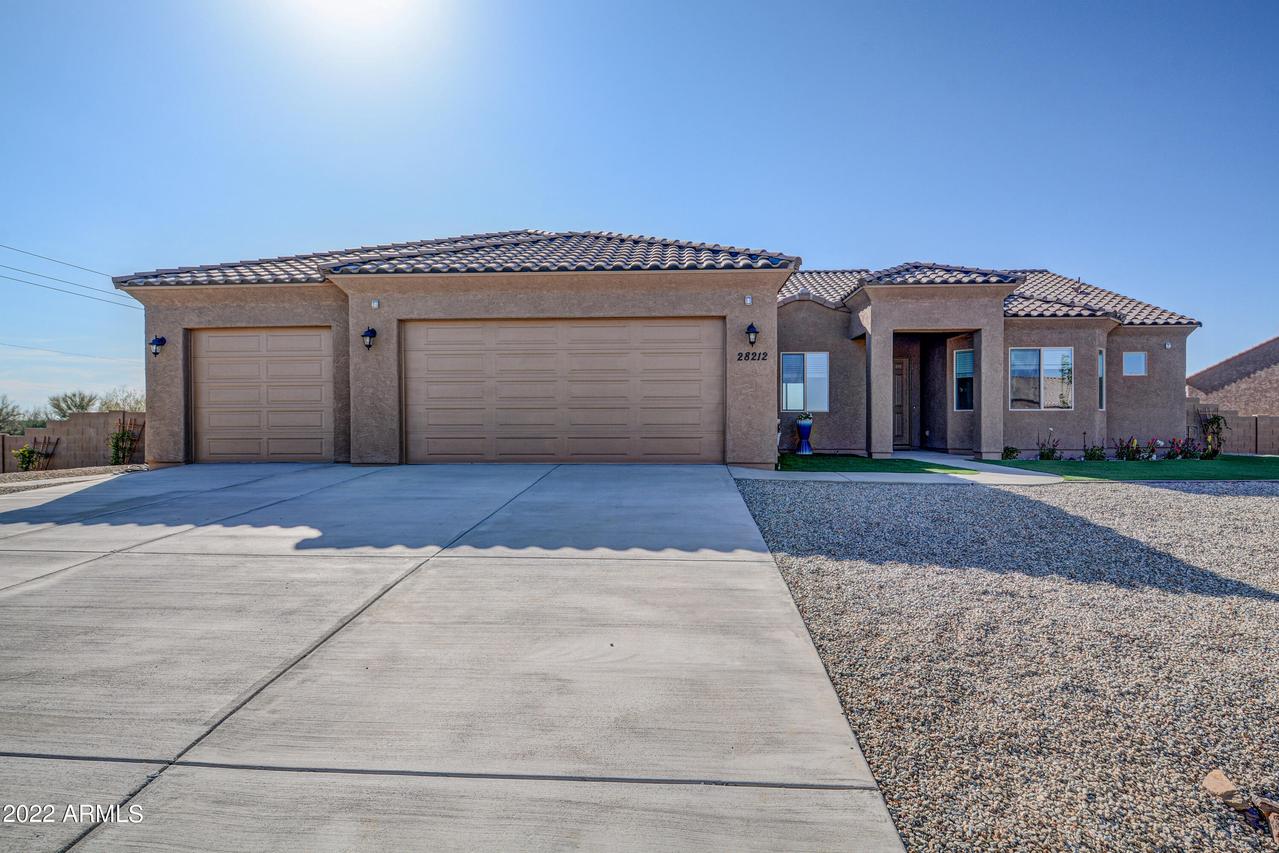 28212 N Bush St., Wittmann, AZ 85361