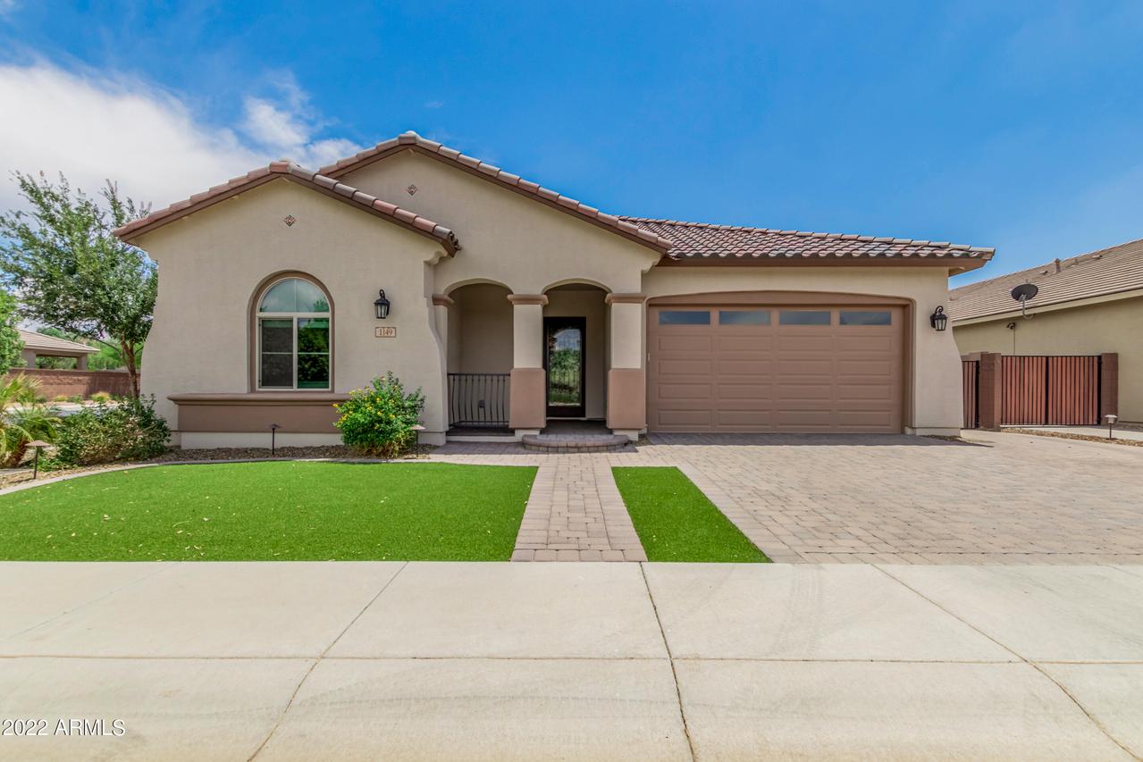 1149 W Beech Tree Ave., San Tan Valley, AZ 85140