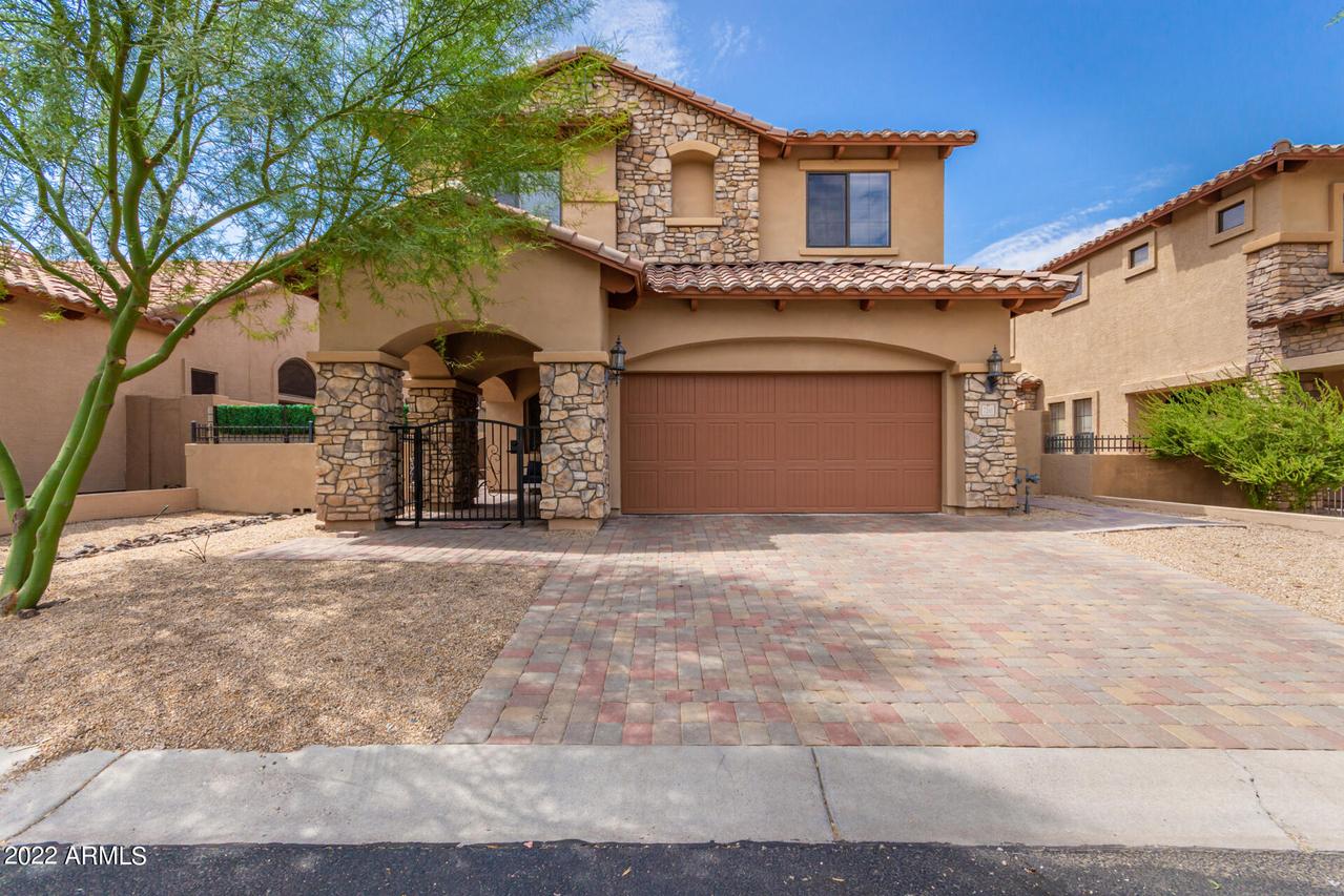 7261 E Nathan St., Mesa, AZ 85207
