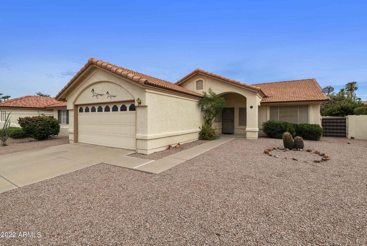 10532 E Voax Dr., Sun Lakes, AZ 85248