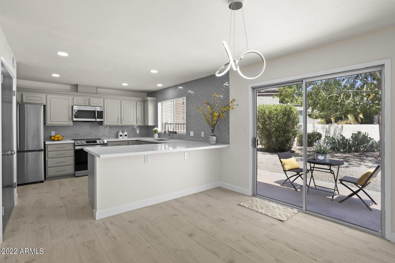 25618 S Ontario Dr., Sun Lakes, AZ 85248