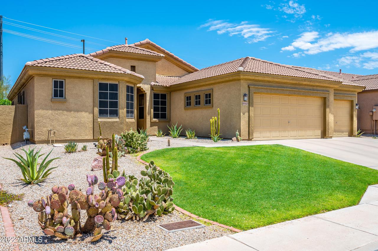 8940 E Hannibal St., Mesa, AZ 85207