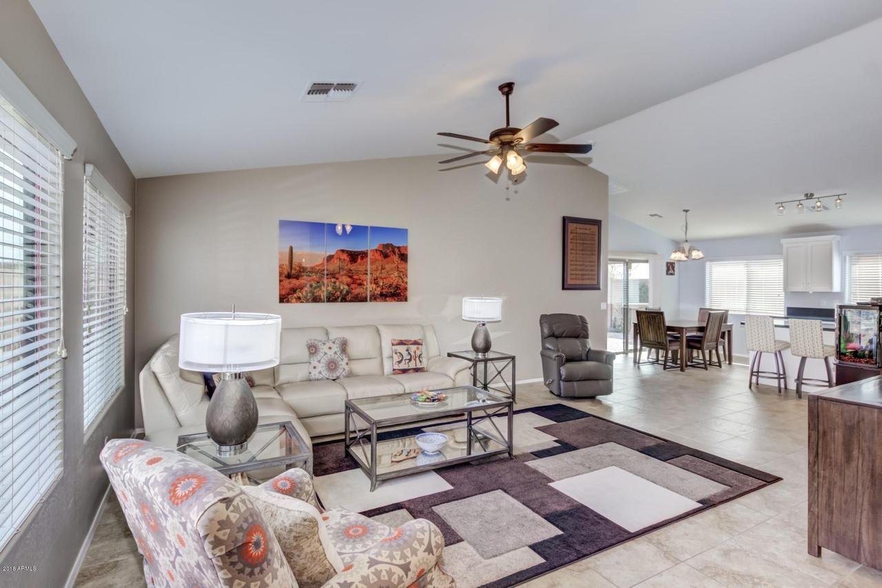 1429 S 237th Ln., Buckeye, AZ 85326