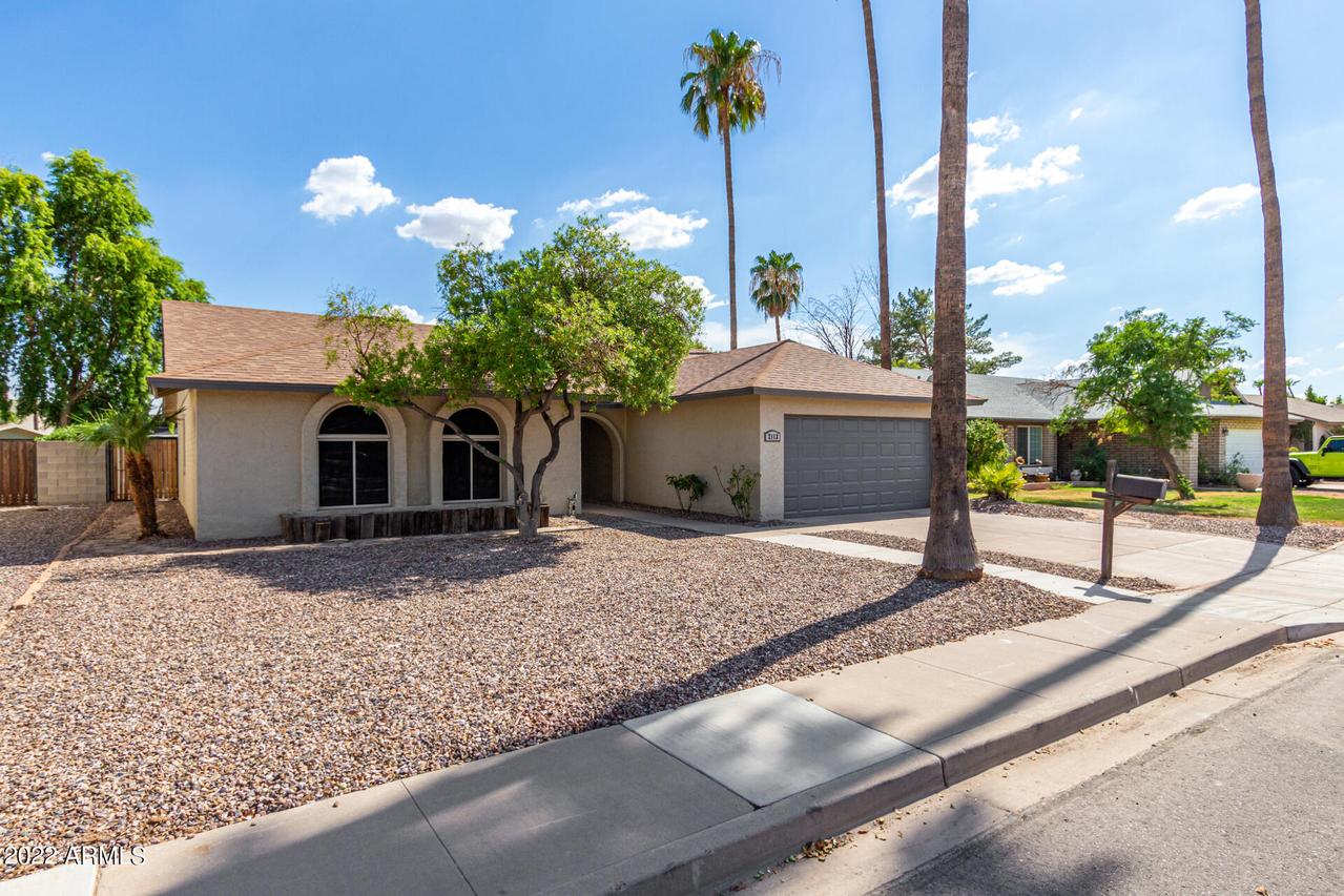 2113 W Straford Dr., Chandler, AZ 85224