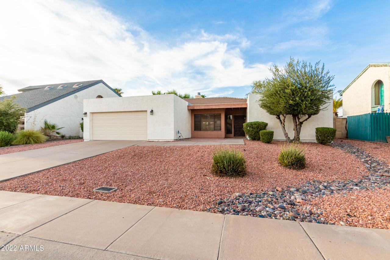 1616 E Redfield Rd., Tempe, AZ 85283