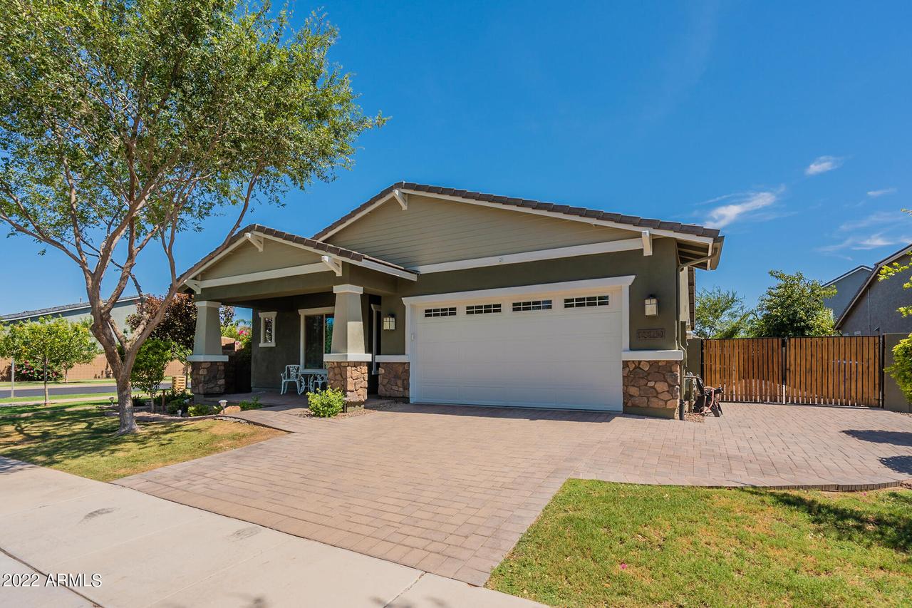 2879 E Appaloosa Rd., Gilbert, AZ 85296