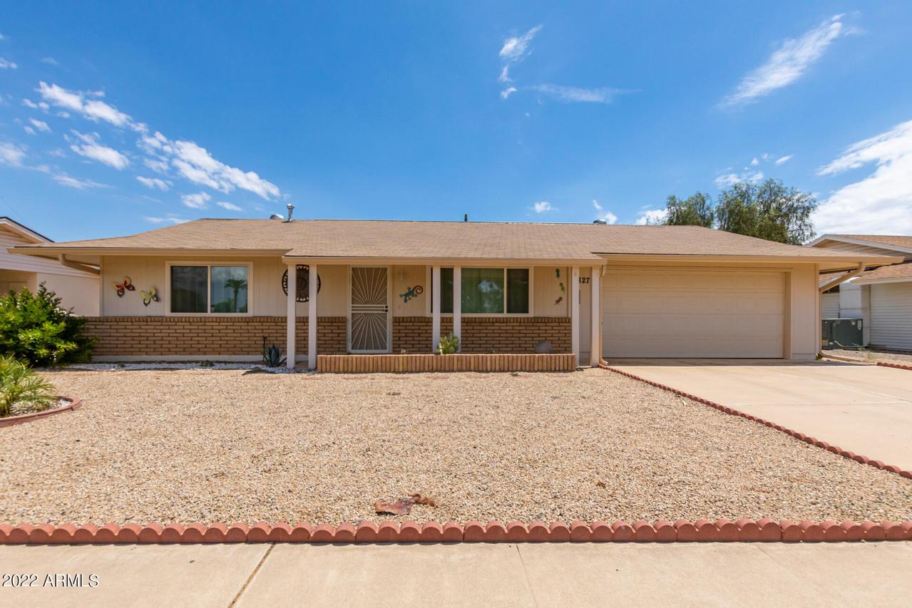 9827 N 107th Ave., Sun City, AZ 85351
