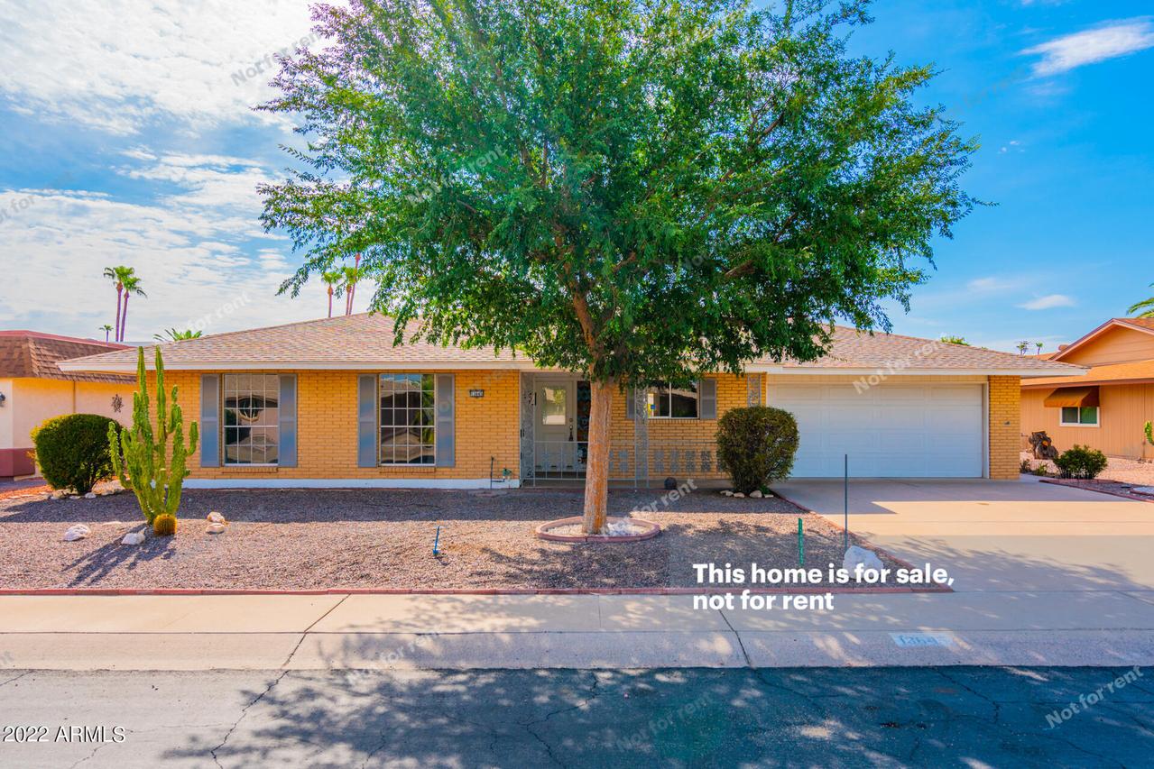 13645 N Tan Tara Point, Sun City, AZ 85351