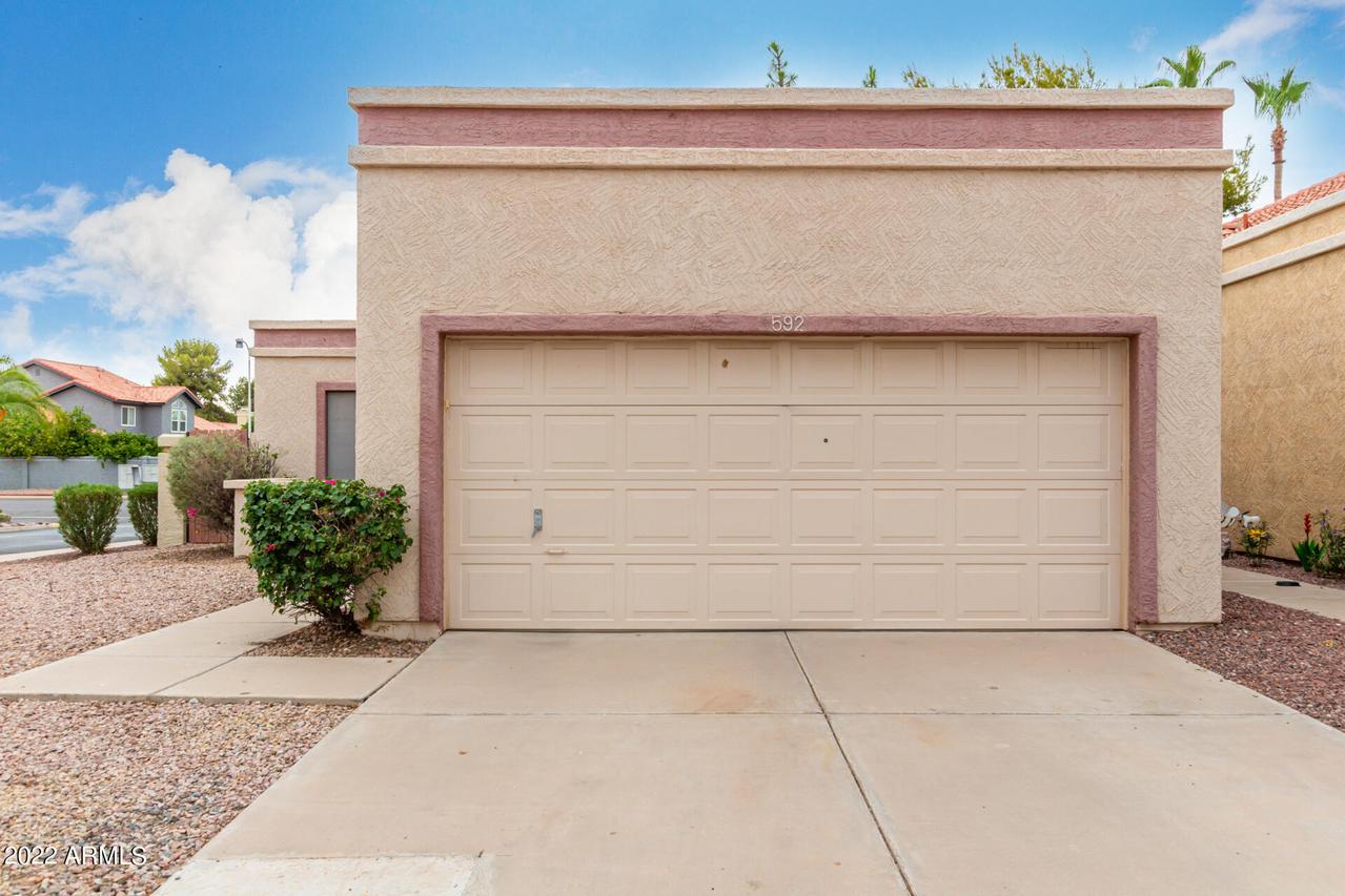 592 S Rio Dr., Chandler, AZ 85225