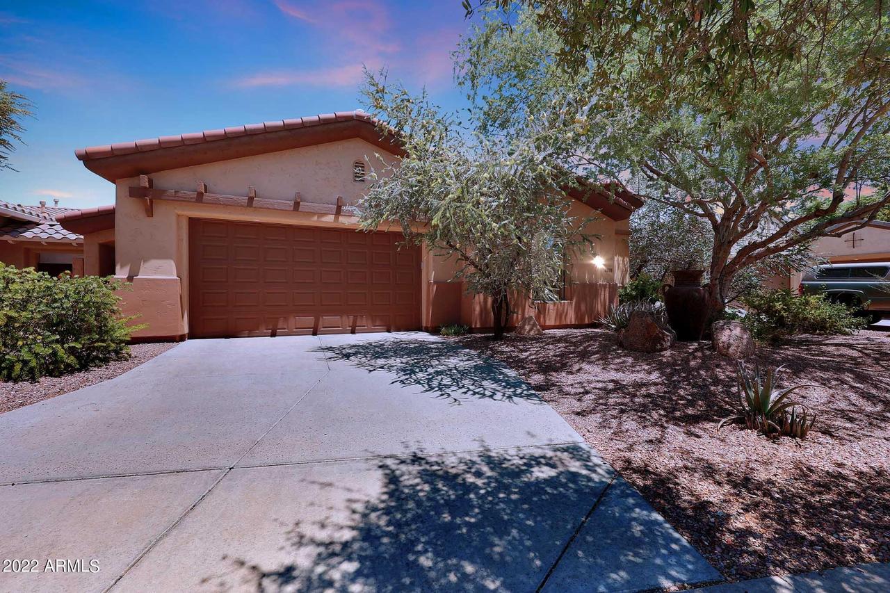 828 W Elm Ct., Litchfield Park, AZ 85340