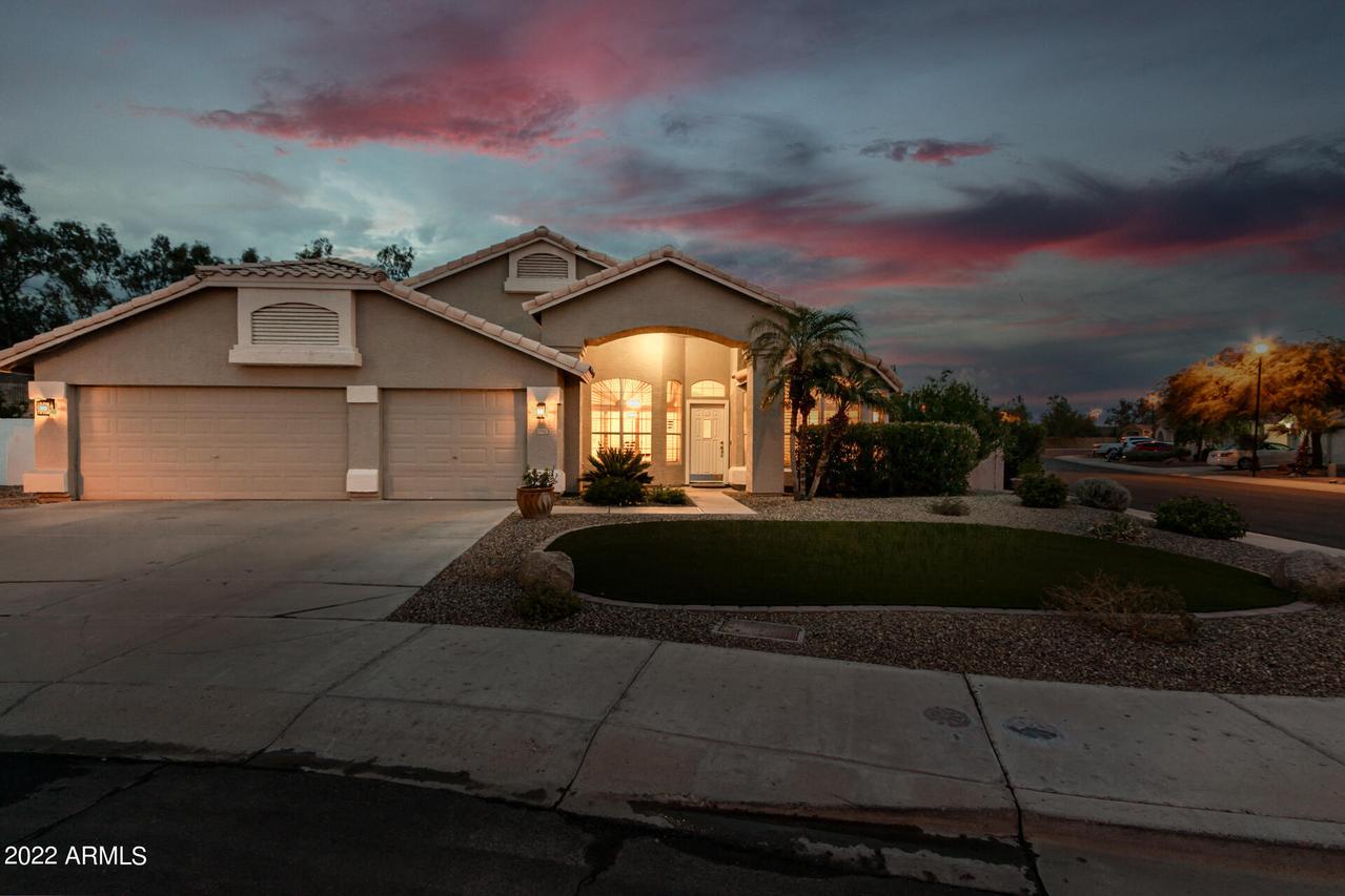 19942 N 78th Ln., Glendale, AZ 85308