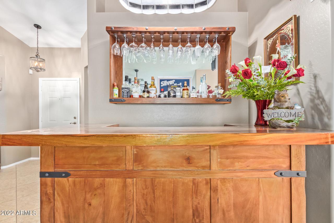 1322 E Harwell Rd., Phoenix, AZ 85042