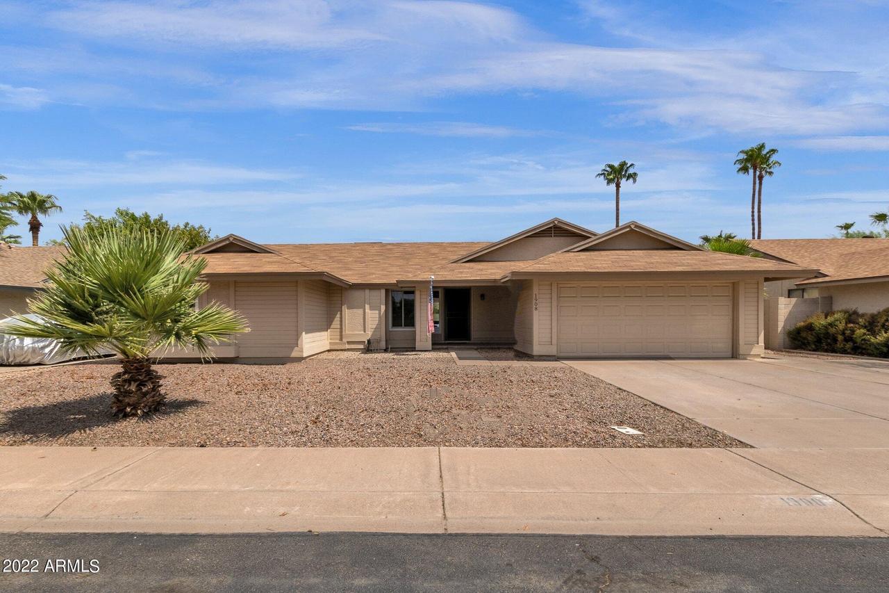 1908 W Manor St., Chandler, AZ 85224