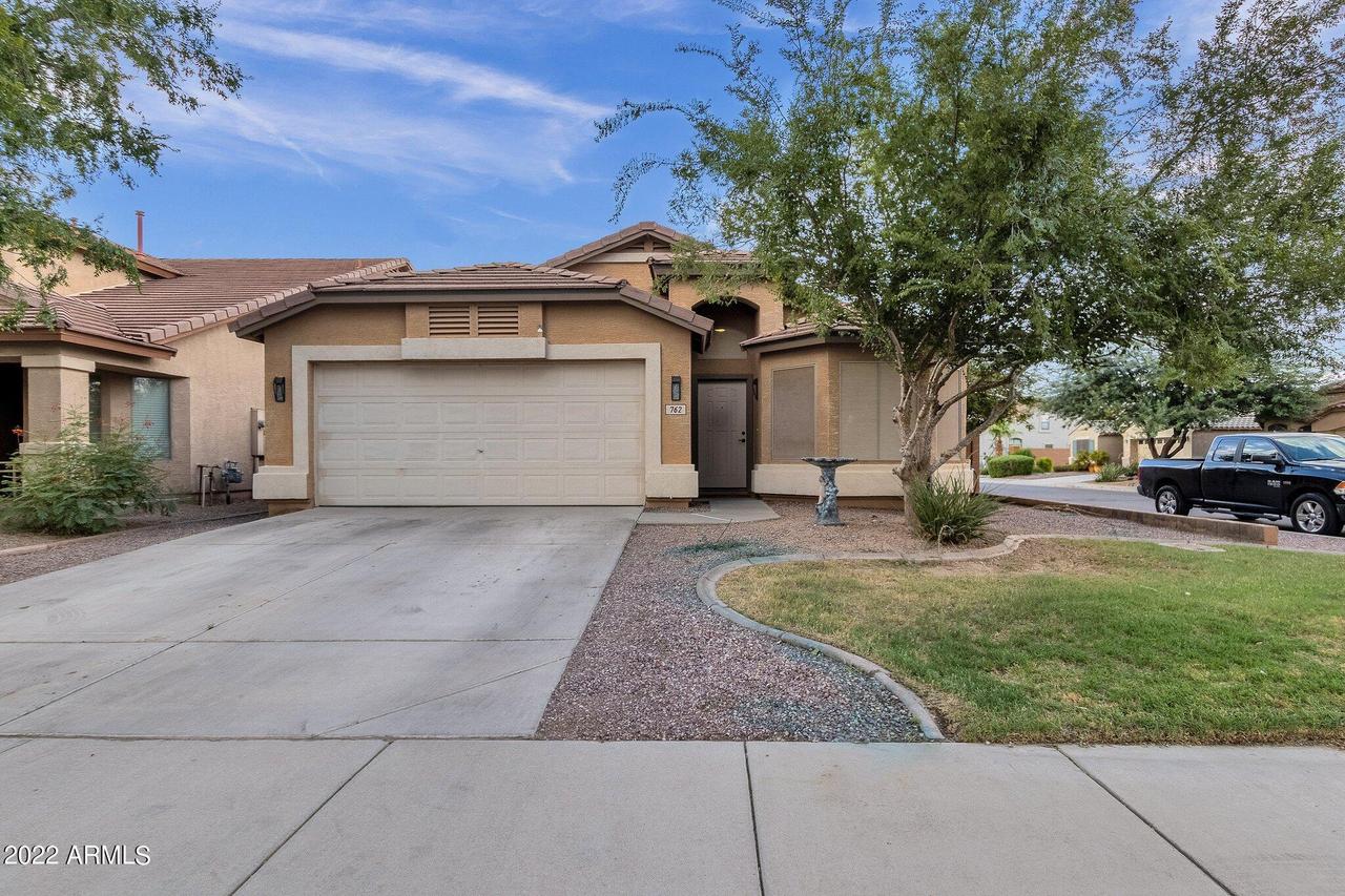 762 E Daniella Dr., San Tan Valley, AZ 85140