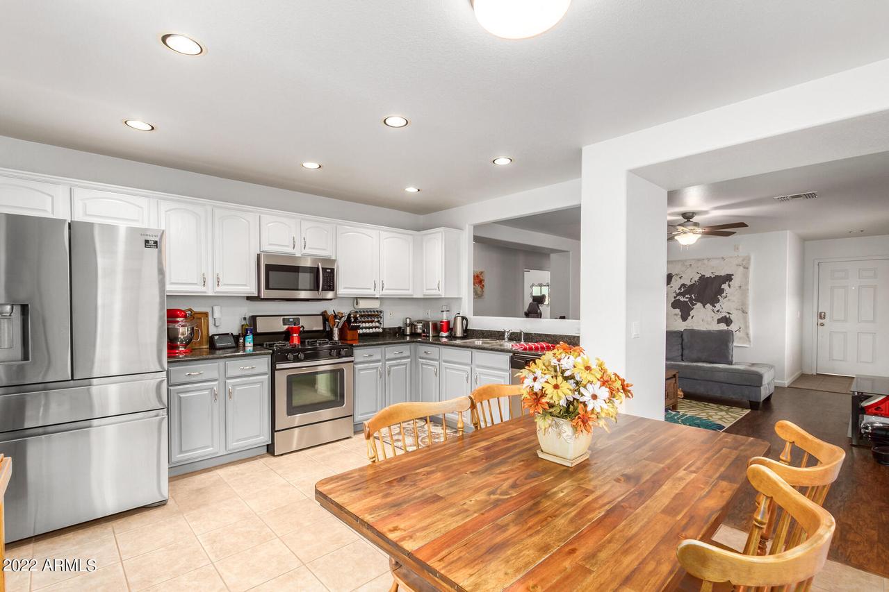 1127 S Fargo Ct., Chandler, AZ 85286