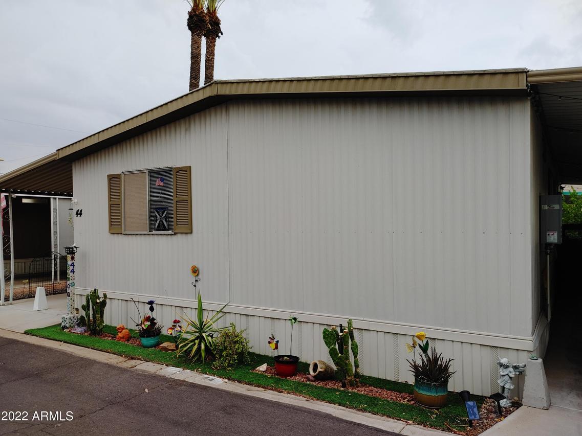 2121 N Center St. #44, Mesa, AZ 85201