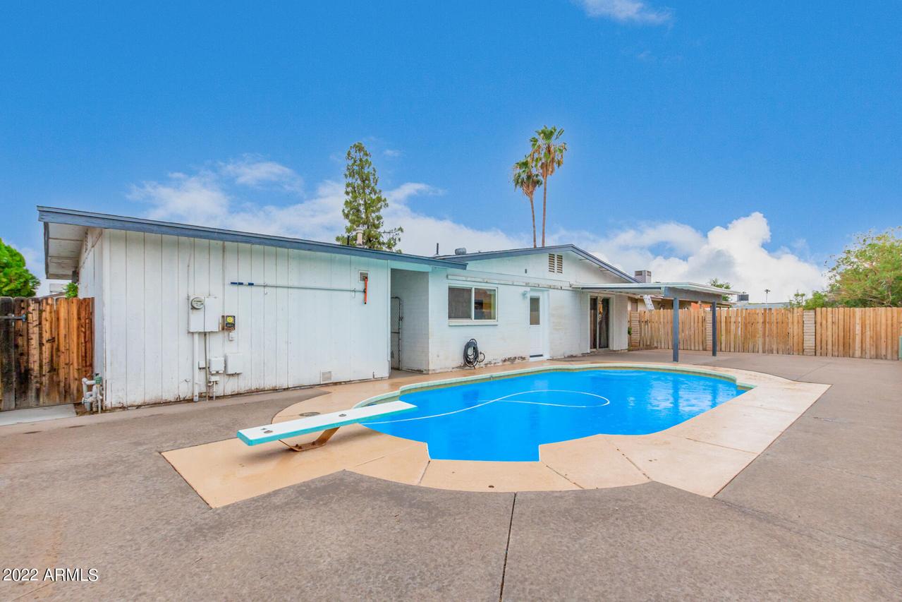 1855 E Enid Ave., Mesa, AZ 85204