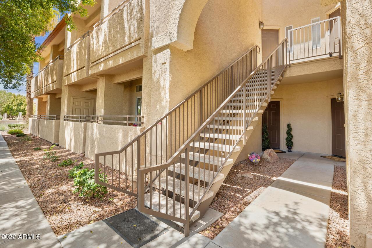 10410 N Cave Creek Rd. #2002, Phoenix, AZ 85020