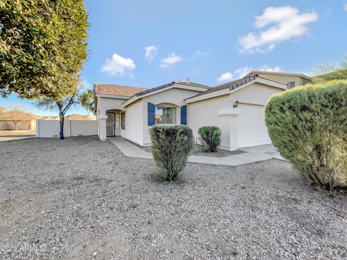 8403 W Hamster Ln., Tolleson, AZ 85353