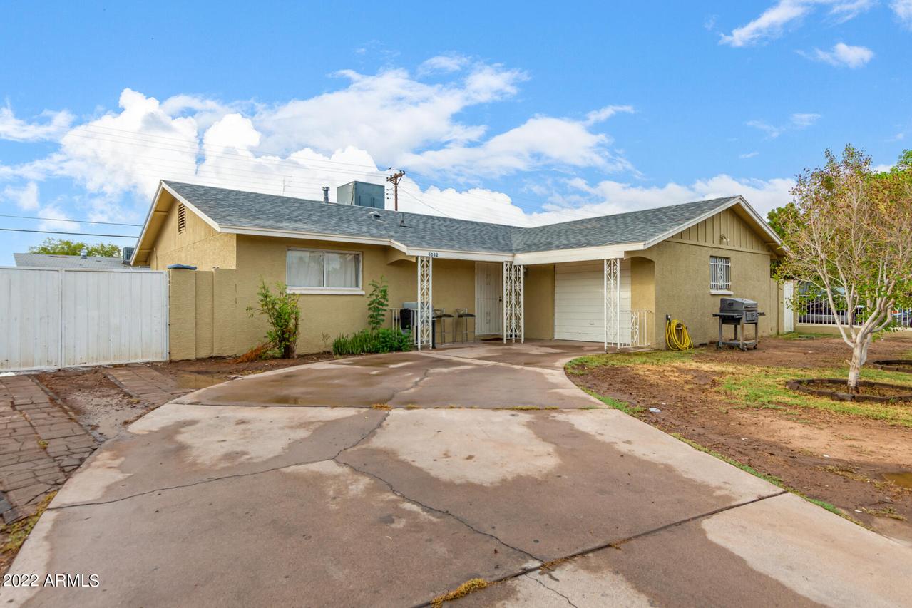 6032 W Cheery Lynn Rd., Phoenix, AZ 85033