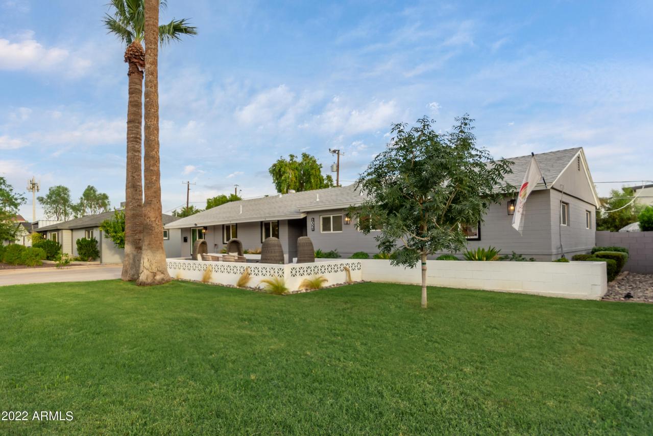 1021 E Cavalier Dr., Phoenix, AZ 85014