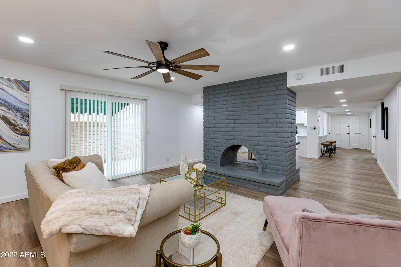 7905 E Crestwood Way, Scottsdale, AZ 85250