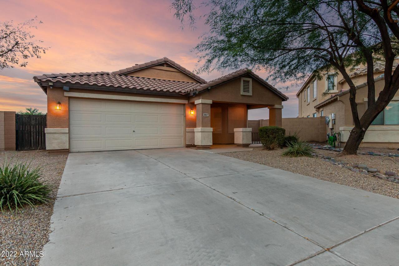 38617 N Jonathan St., San Tan Valley, AZ 85140