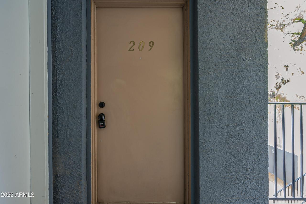 1808 N 32nd St. #209, Phoenix, AZ 85008