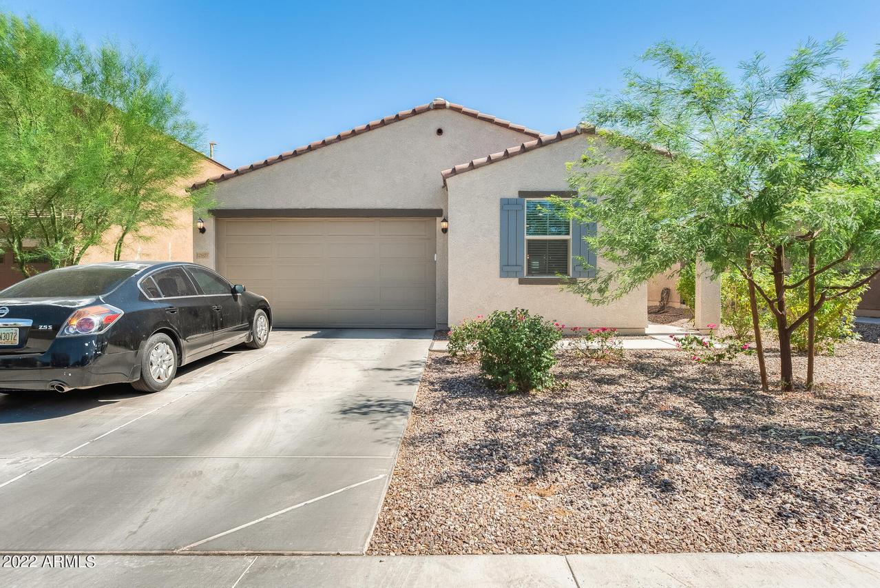 12627 W Glenn Dr., Glendale, AZ 85307