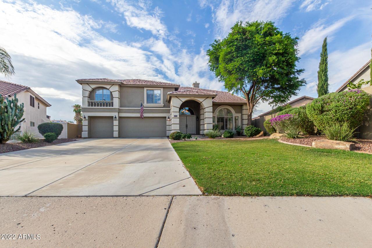 7230 W Buckskin Tr., Peoria, AZ 85383