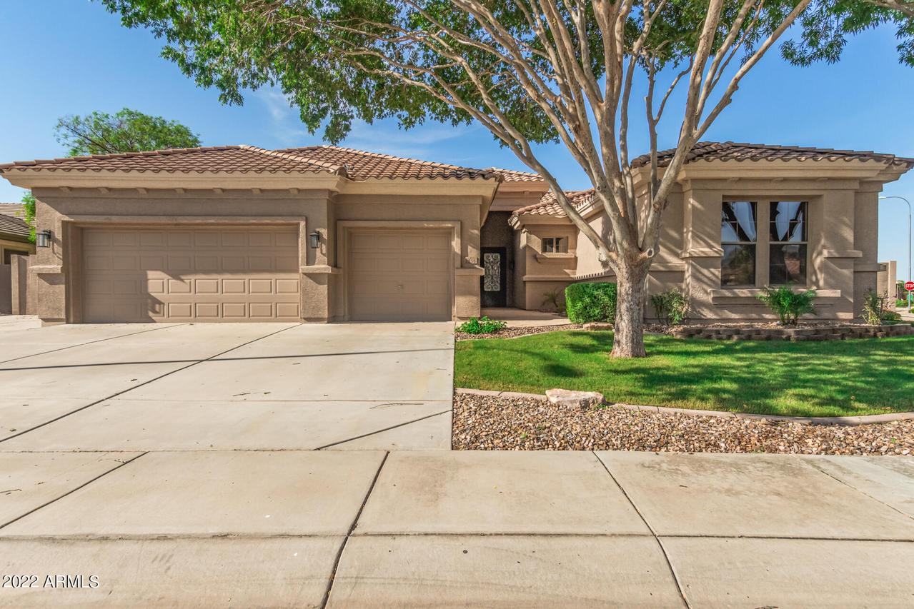 2755 E Colonial Ct., Chandler, AZ 85249