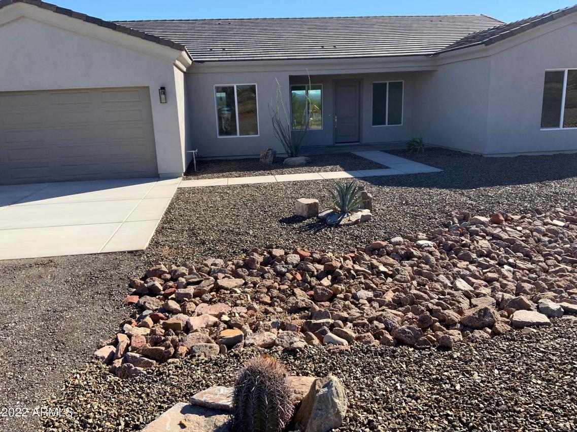 34047 N 10th St., Phoenix, AZ 85085