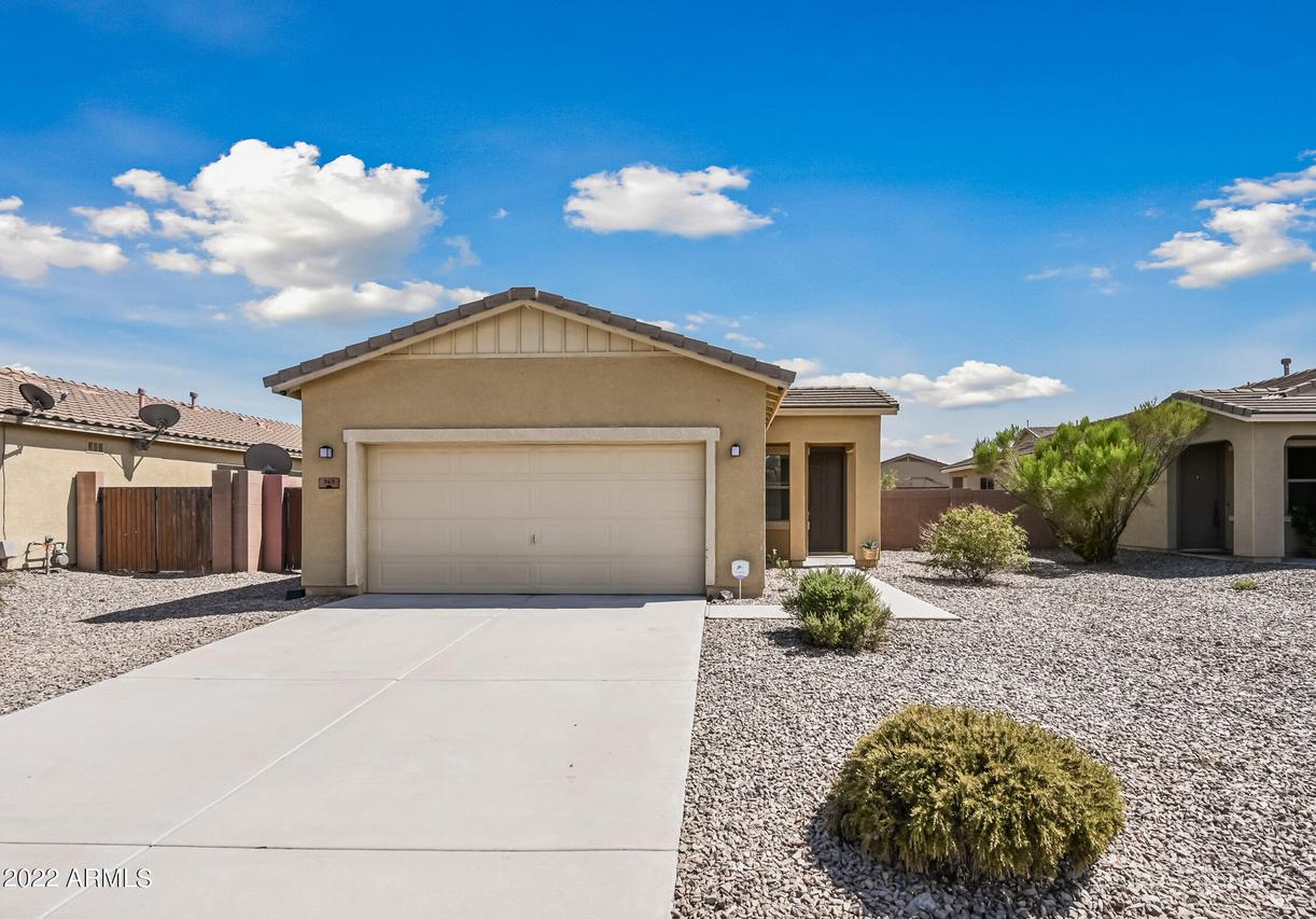747 W Love Rd., San Tan Valley, AZ 85143