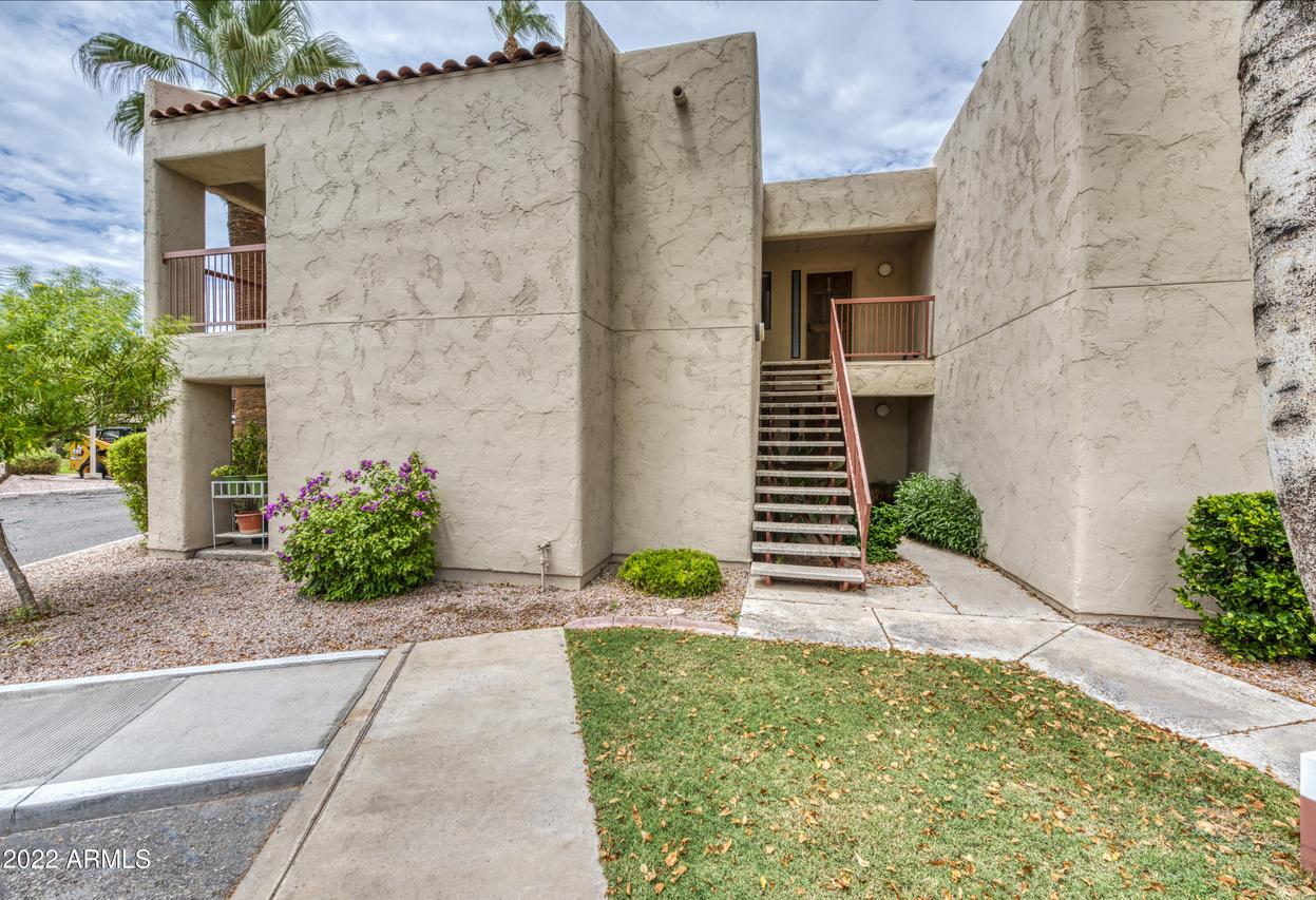 9270 E Mission Ln. #220, Scottsdale, AZ 85258