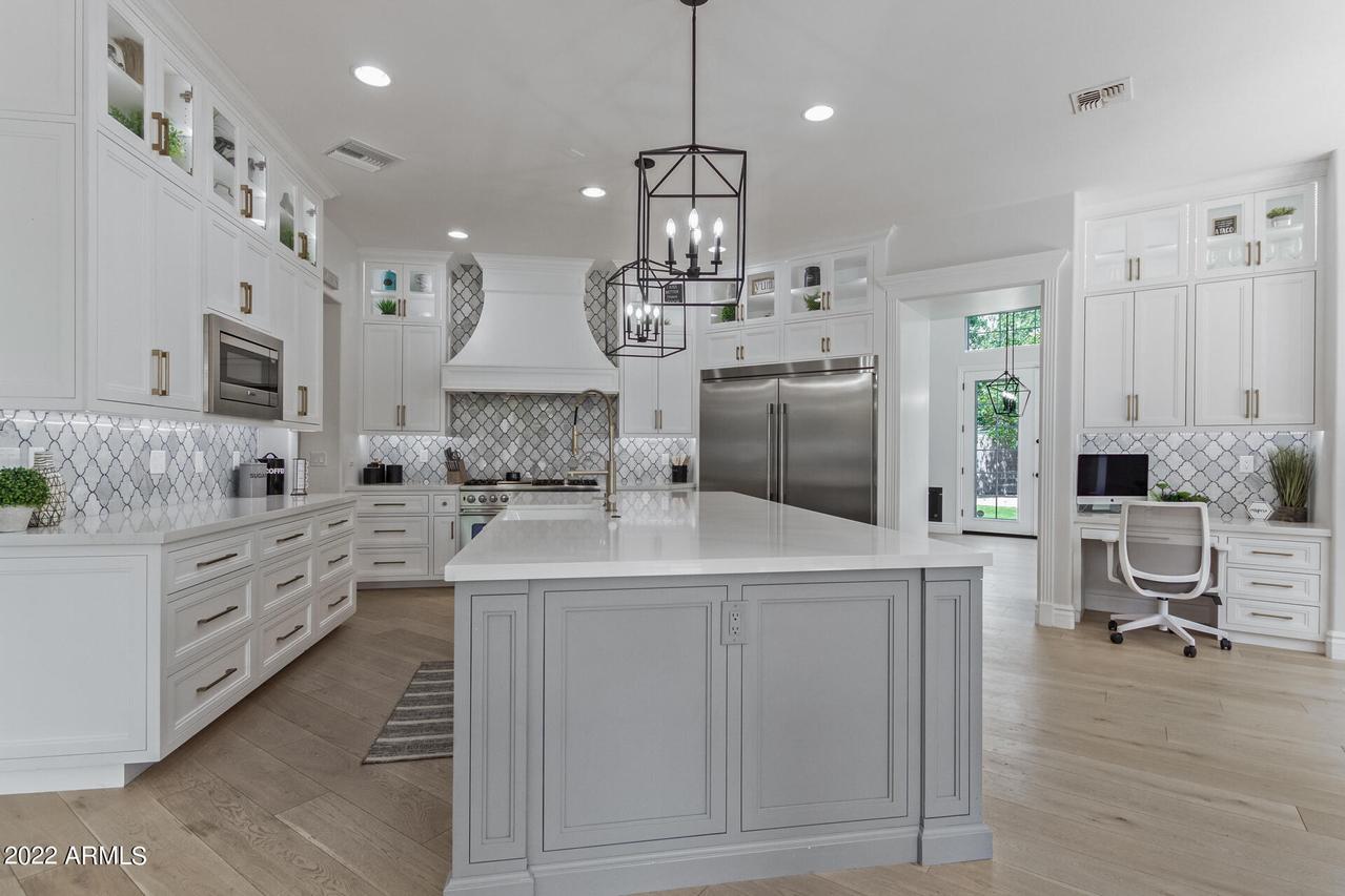 2625 N 24th St. #13, Mesa, AZ 85213