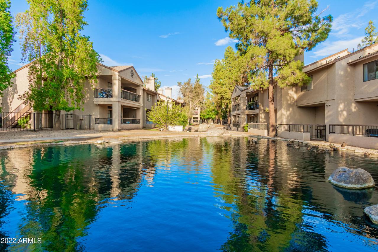 6550 N 47th Ave. #135, Glendale, AZ 85301