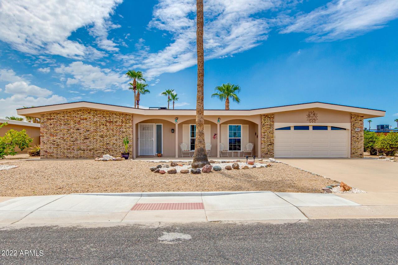 10845 W Acacia Dr., Sun City, AZ 85373