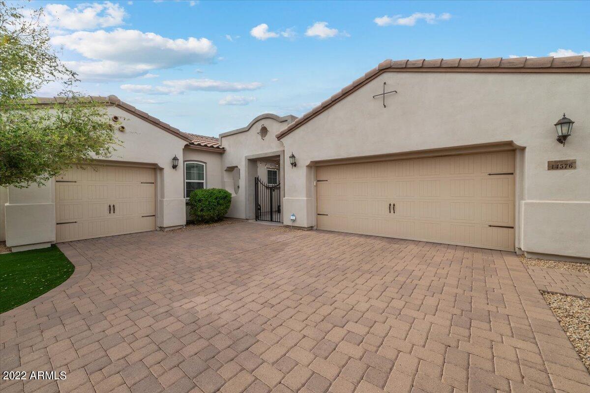 14576 W Orange Dr., Litchfield Park, AZ 85340