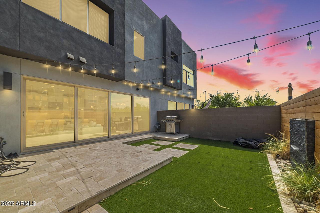 1913 W Kinfield Tr., Phoenix, AZ 85085