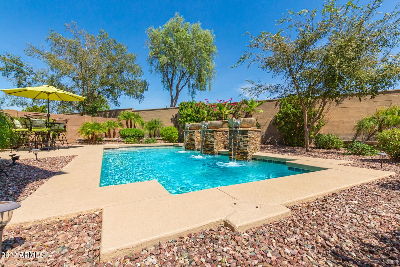 18009 W Cassia Way, Goodyear, AZ 85338