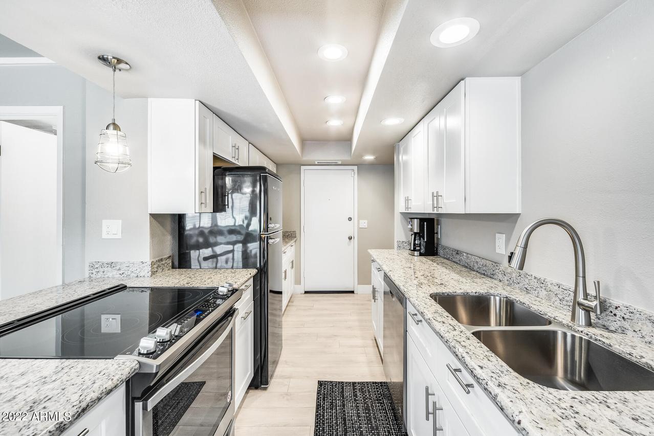 717 E North Ln. #2, Phoenix, AZ 85020