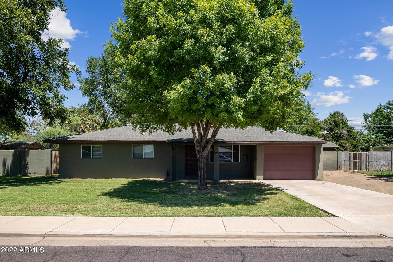 52 W 9th St., Mesa, AZ 85201